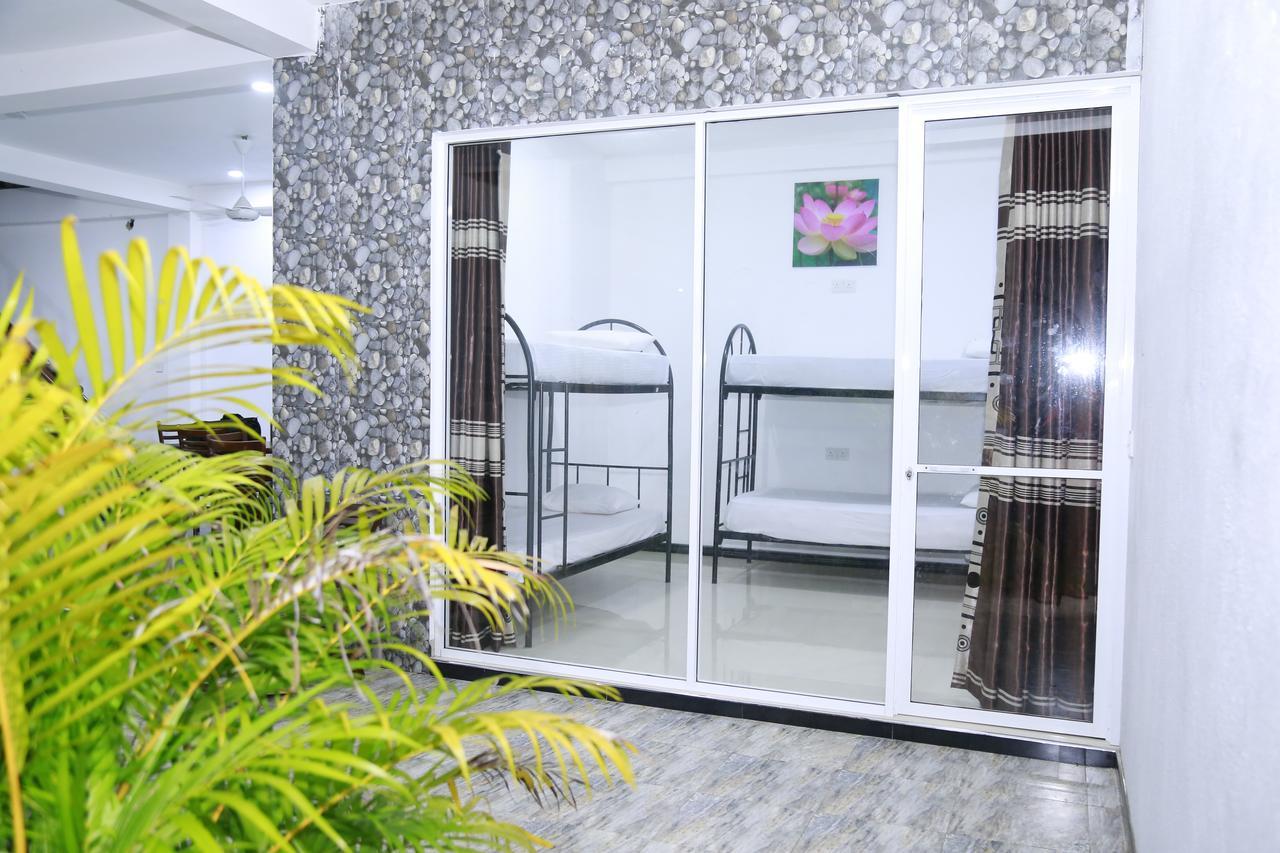 Lotus Dreams Guesthouse Weligama Exterior foto
