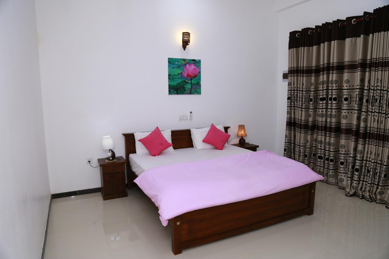 Lotus Dreams Guesthouse Weligama Exterior foto